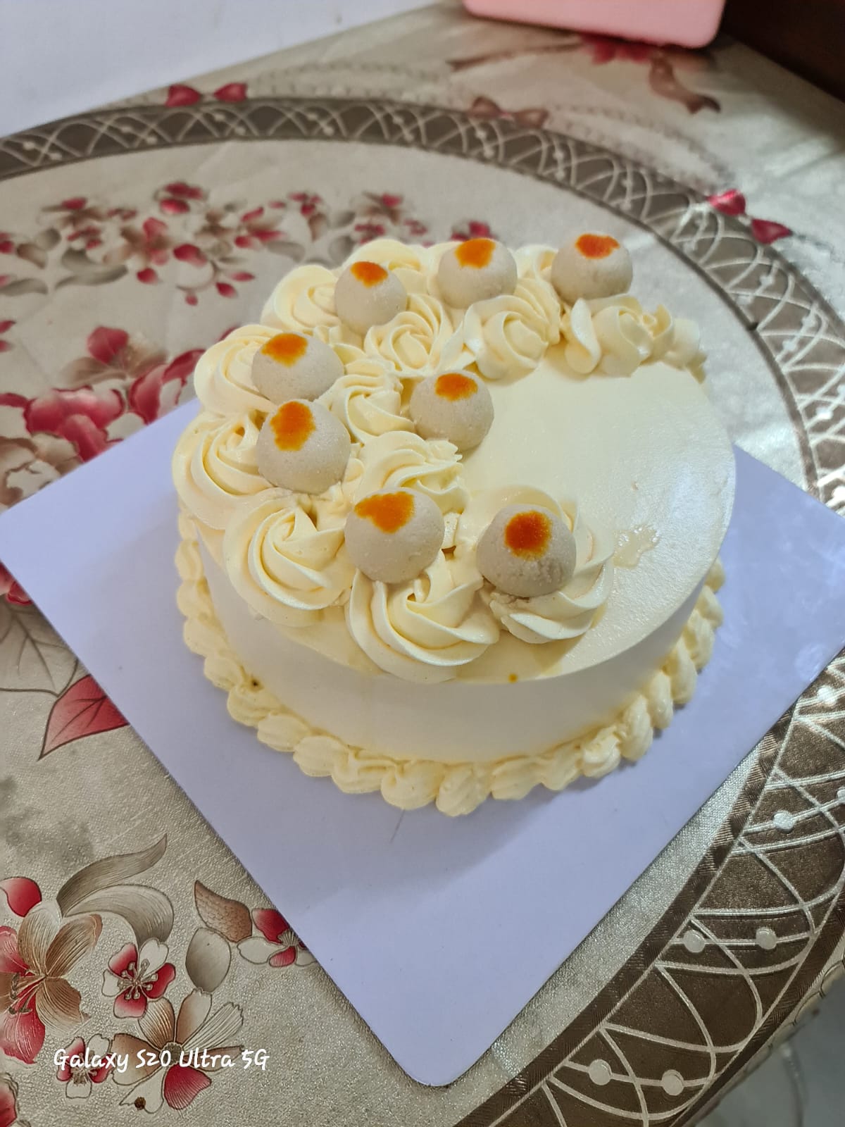 Rosmalai Cake